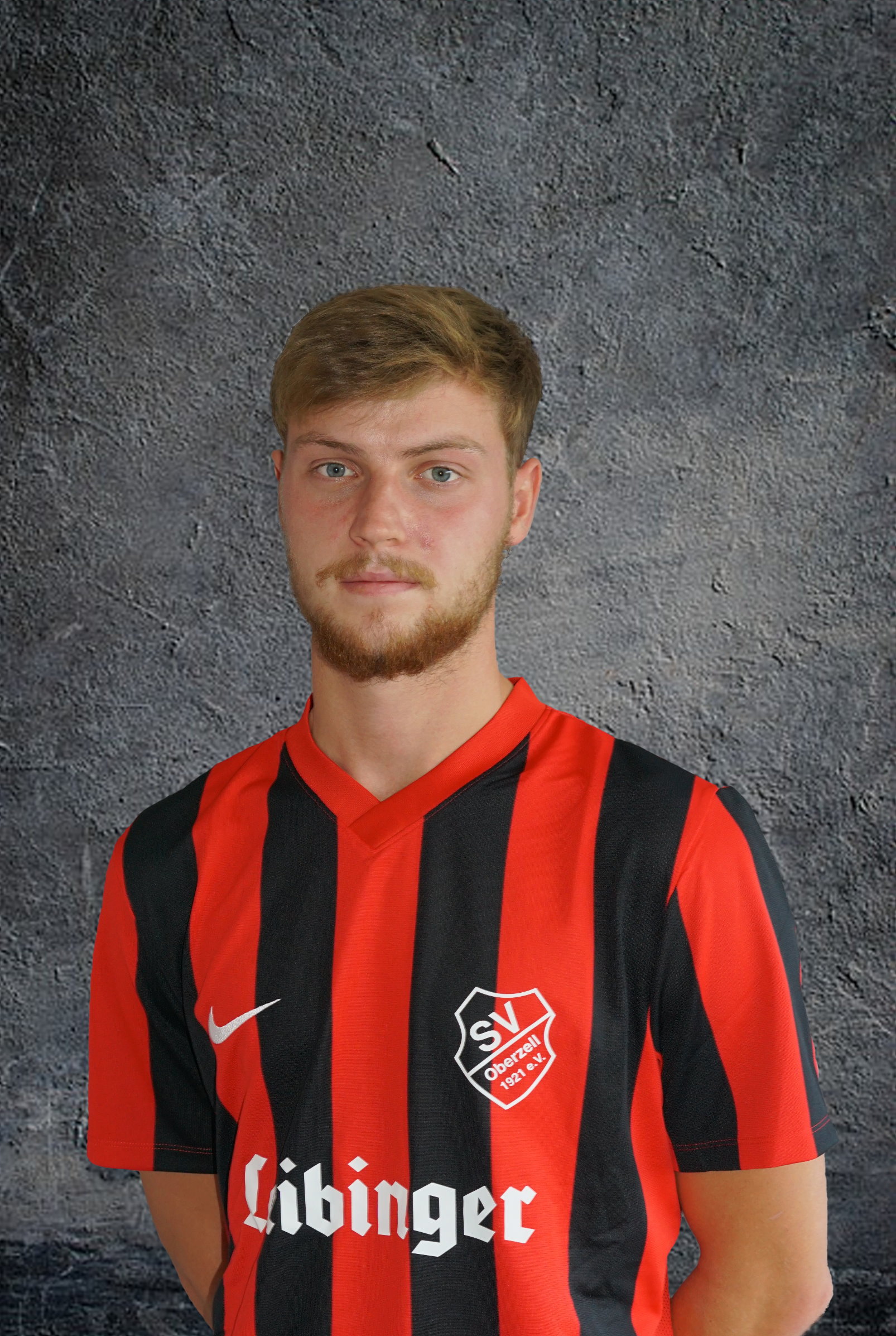 23 | Pascal Bloching 